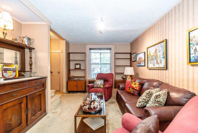 43 Vanevery St, House detached with 2 bedrooms, 2 bathrooms and 1 parking in Toronto ON | Image 14