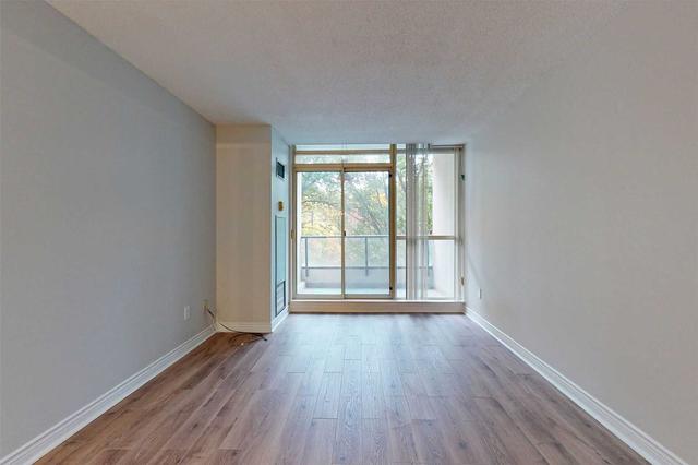 204 - 1 Clark Ave, Condo with 2 bedrooms, 2 bathrooms and 2 parking in Vaughan ON | Image 4