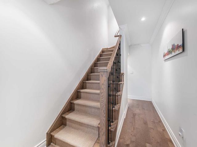 2162 Bayview Ave, Townhouse with 3 bedrooms, 3 bathrooms and 2 parking in Toronto ON | Image 10