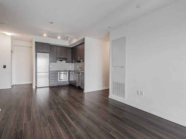 3011 - 55 Ann O'reilly Rd, Condo with 2 bedrooms, 2 bathrooms and 1 parking in Toronto ON | Image 3