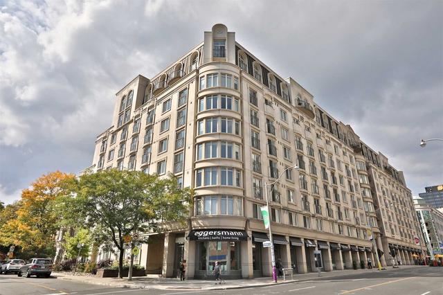 712 - 1 Balmoral Ave, Condo with 2 bedrooms, 2 bathrooms and 1 parking in Toronto ON | Card Image