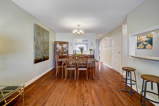 24 Megna Crt, House detached with 3 bedrooms, 2 bathrooms and 2 parking in Hamilton ON | Image 2