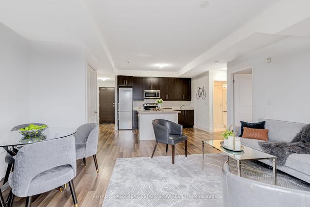 308 - 222 Finch Ave W, Condo with 2 bedrooms, 2 bathrooms and 32 parking in Toronto ON | Image 5