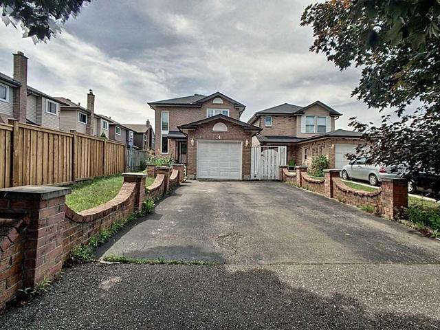 4 Raine Crt, House detached with 3 bedrooms, 3 bathrooms and 5 parking in Brampton ON | Image 1