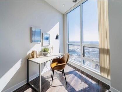 3005 - 600 Fleet St, Condo with 2 bedrooms, 2 bathrooms and 1 parking in Toronto ON | Image 2