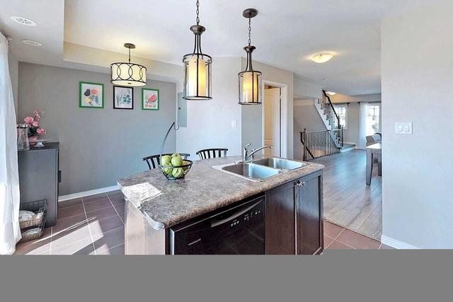 8 - 5595 Oscar Peterson Blvd, Townhouse with 2 bedrooms, 3 bathrooms and 1 parking in Mississauga ON | Image 4