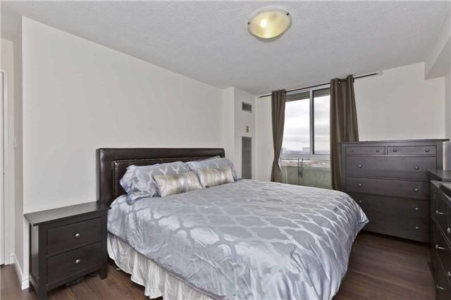 909 - 1300 Mississauga Valley Blvd, Condo with 2 bedrooms, 2 bathrooms and 1 parking in Mississauga ON | Image 10