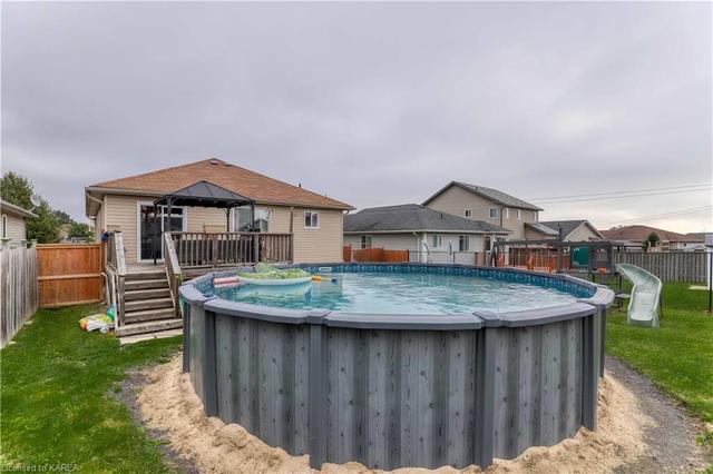 124 Macdougall Drive, House detached with 4 bedrooms, 3 bathrooms and 4 parking in Loyalist ON | Image 33