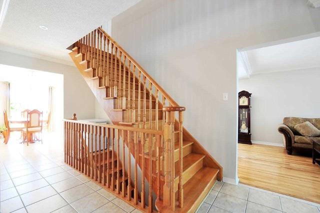 208 Vintage Gate, House detached with 4 bedrooms, 4 bathrooms and 6 parking in Brampton ON | Image 31