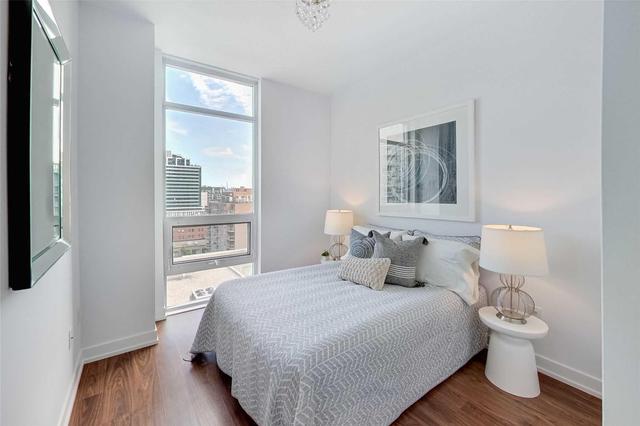 1004 - 105 George St, Condo with 2 bedrooms, 2 bathrooms and 1 parking in Toronto ON | Image 3