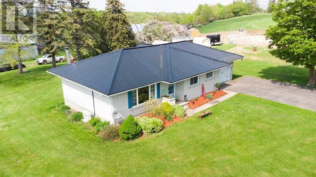3510 Moreland Dixon Rd, House detached with 2 bedrooms, 2 bathrooms and 7 parking in South Frontenac ON | Image 27
