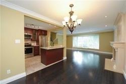 29 Knollview Cres, House detached with 3 bedrooms, 3 bathrooms and 3 parking in Toronto ON | Image 2