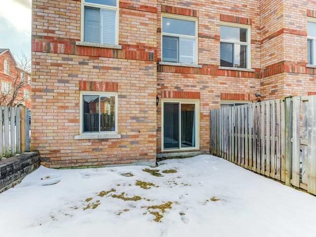 26 Guildpark Ptwy, Condo with 3 bedrooms, 3 bathrooms and 2 parking in Toronto ON | Image 19
