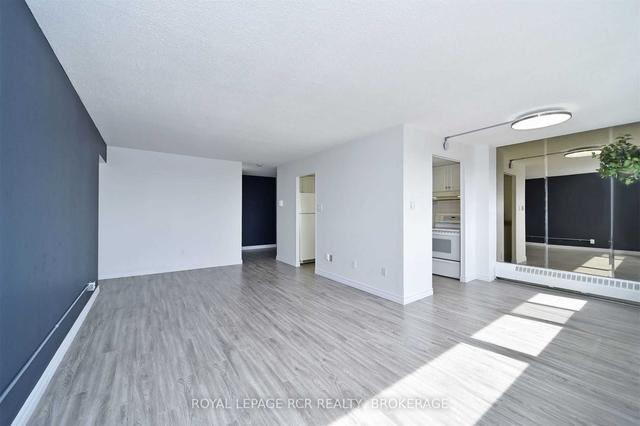 1506 - 735 Don Mills Rd, Condo with 2 bedrooms, 1 bathrooms and 1 parking in Toronto ON | Image 5