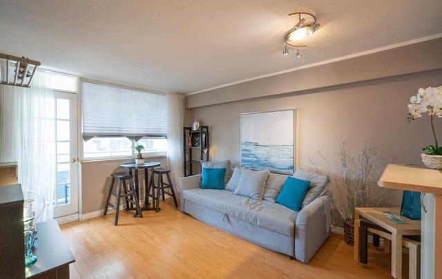 1809 - 30 Gloucester St, Condo with 1 bedrooms, 1 bathrooms and 1 parking in Toronto ON | Image 23