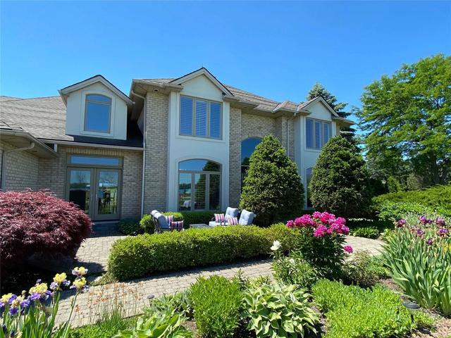 2011 Niagara Pkwy, House detached with 4 bedrooms, 4 bathrooms and 15 parking in Fort Erie ON | Image 12