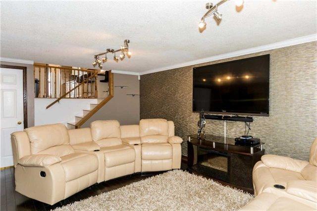 648 Wilson Rd N, House detached with 3 bedrooms, 3 bathrooms and 2 parking in Oshawa ON | Image 12
