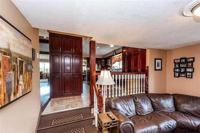 909 John St, House detached with 5 bedrooms, 3 bathrooms and 6 parking in Haldimand County ON | Image 5