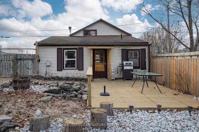 88 Consecon Main St, House detached with 2 bedrooms, 1 bathrooms and 4 parking in Prince Edward County ON | Image 28