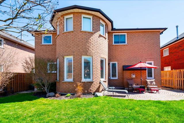 93 Hutton Cres, House detached with 4 bedrooms, 4 bathrooms and 4 parking in Caledon ON | Image 36
