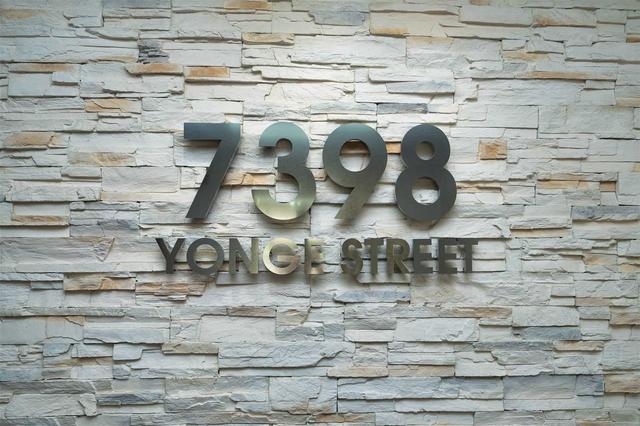 313 - 7398 Yonge St, Condo with 2 bedrooms, 2 bathrooms and 1 parking in Vaughan ON | Card Image