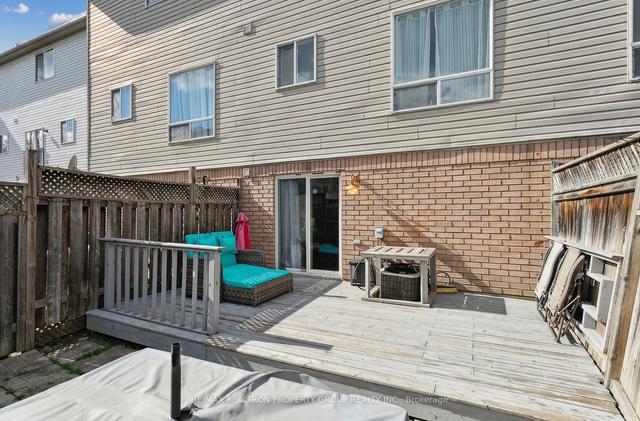 1515 Hummingbird Crt, House attached with 3 bedrooms, 3 bathrooms and 2 parking in Pickering ON | Image 31