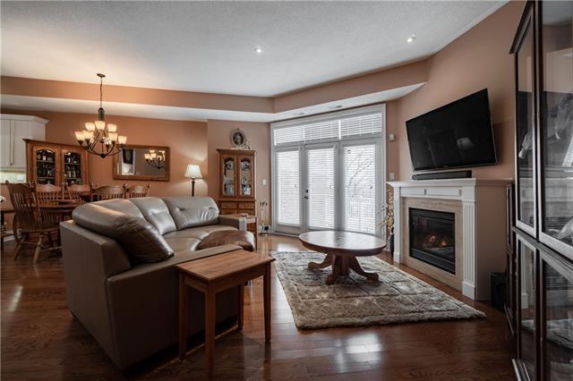 1 - 120 Bronte Rd, House attached with 3 bedrooms, 3 bathrooms and 5 parking in Oakville ON | Image 5