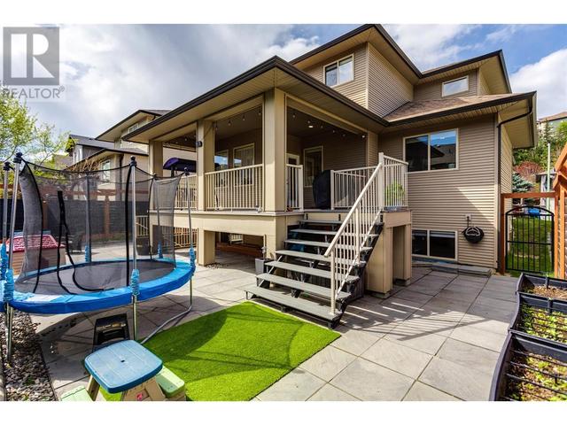 2841 Bentley Road, House detached with 6 bedrooms, 3 bathrooms and 4 parking in West Kelowna BC | Image 4