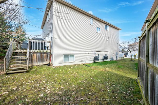 8a - 50 Howe Dr, Townhouse with 3 bedrooms, 2 bathrooms and 1 parking in Kitchener ON | Image 24