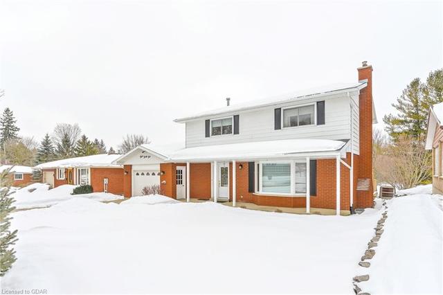 335 Homewood Avenue, House detached with 4 bedrooms, 2 bathrooms and 4 parking in Wellington North ON | Image 2