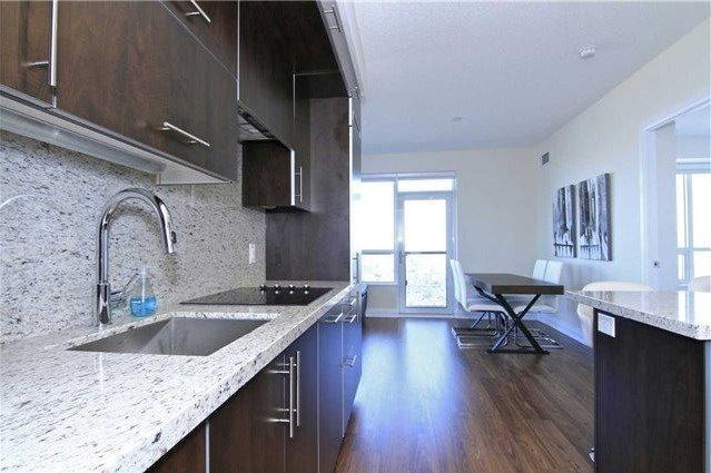 4423 - 5 Sheppard Ave E, Condo with 2 bedrooms, 2 bathrooms and 1 parking in Toronto ON | Image 3