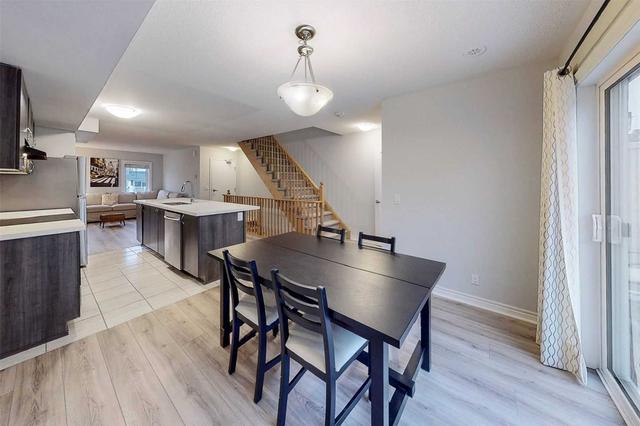 12 - 2500 Hill Rise Crt, Townhouse with 2 bedrooms, 3 bathrooms and 1 parking in Oshawa ON | Image 4