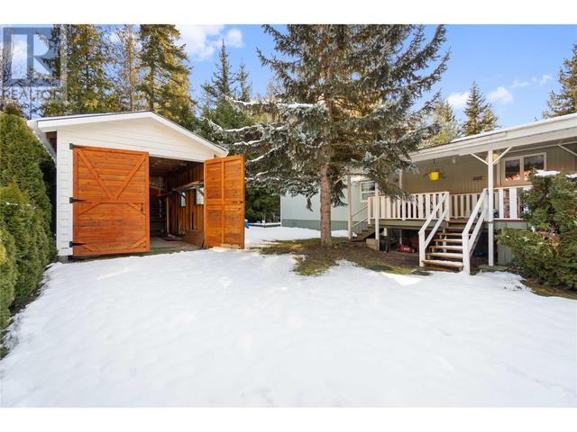 1452 Blind Bay Road, House other with 2 bedrooms, 1 bathrooms and 4 parking in Columbia Shuswap C BC | Image 38