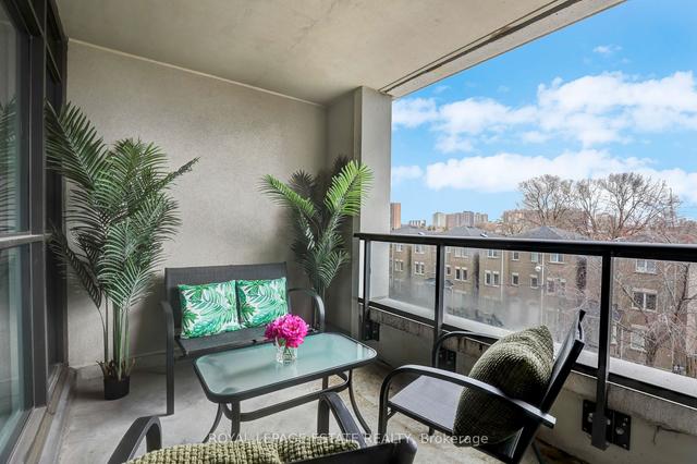 309 - 8 Trent Ave, Condo with 2 bedrooms, 2 bathrooms and 1 parking in Toronto ON | Image 8