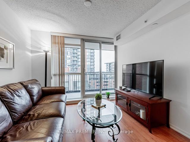 1019 - 800 Lawrence Ave W, Condo with 1 bedrooms, 1 bathrooms and 1 parking in Toronto ON | Image 7