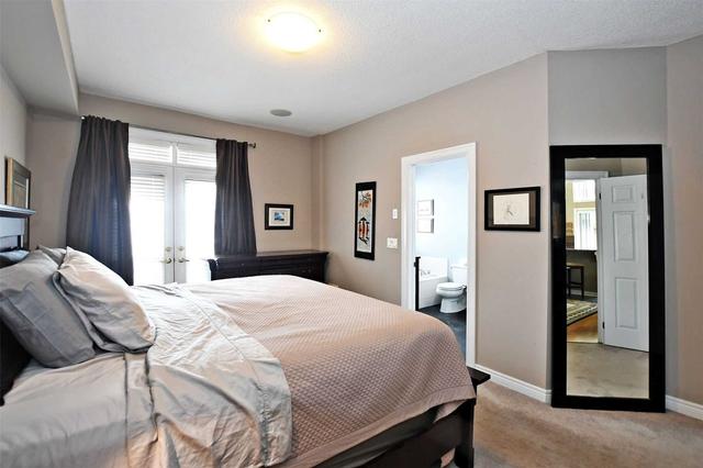 998 On Bogart Circ, Townhouse with 3 bedrooms, 4 bathrooms and 4 parking in Newmarket ON | Image 10