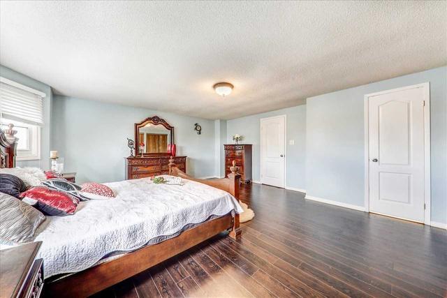 6 Tipton Cres, House detached with 3 bedrooms, 3 bathrooms and 4.5 parking in Ajax ON | Image 17