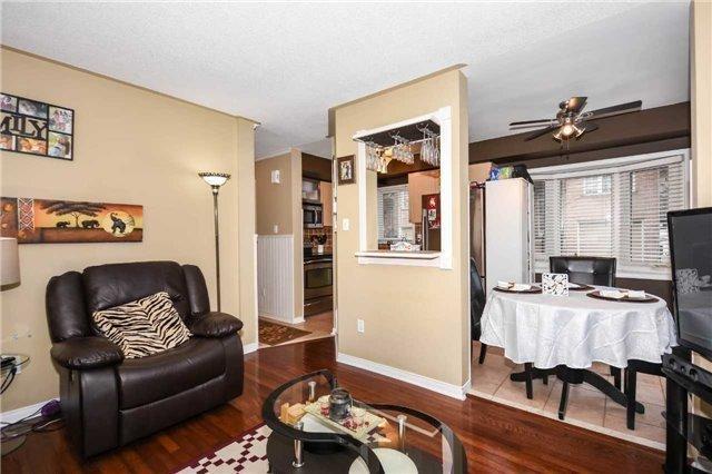17 - 5 Spring St, Townhouse with 3 bedrooms, 2 bathrooms and 1 parking in Orangeville ON | Image 5