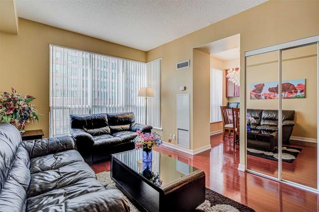 th 309 - 36 Lee Centre Dr, Condo with 2 bedrooms, 2 bathrooms and 1 parking in Toronto ON | Image 23