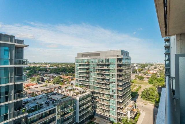 1110 - 15 Zorra St, Condo with 1 bedrooms, 1 bathrooms and 1 parking in Toronto ON | Image 5