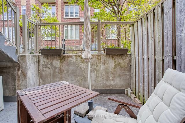 th 148 - 35 Elsie Lane, Townhouse with 3 bedrooms, 2 bathrooms and 1 parking in Toronto ON | Image 21