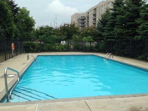 lph-8 - 1730 Eglinton Ave E, Condo with 2 bedrooms, 2 bathrooms and 1 parking in Toronto ON | Image 2