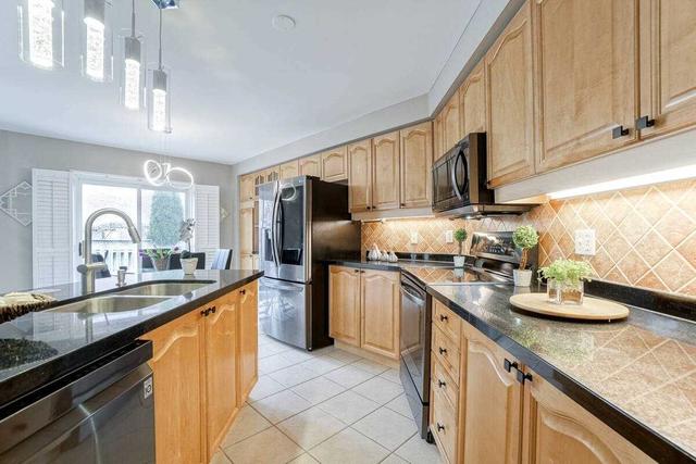 3851 Barley Tr, House semidetached with 4 bedrooms, 4 bathrooms and 3 parking in Mississauga ON | Image 40