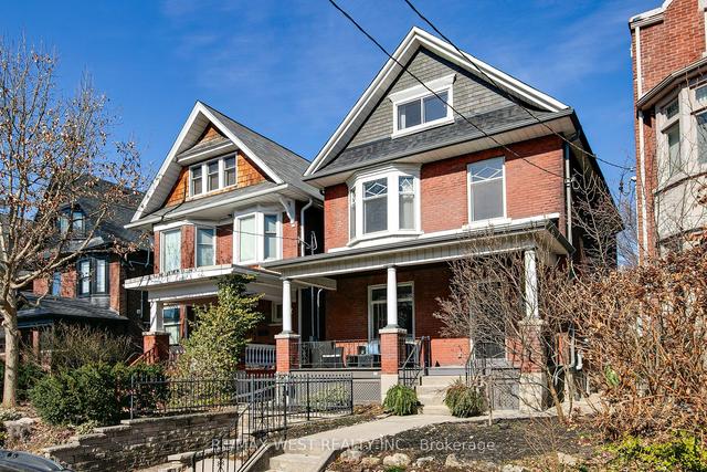 222 Wright Ave, House detached with 5 bedrooms, 2 bathrooms and 1 parking in Toronto ON | Image 1