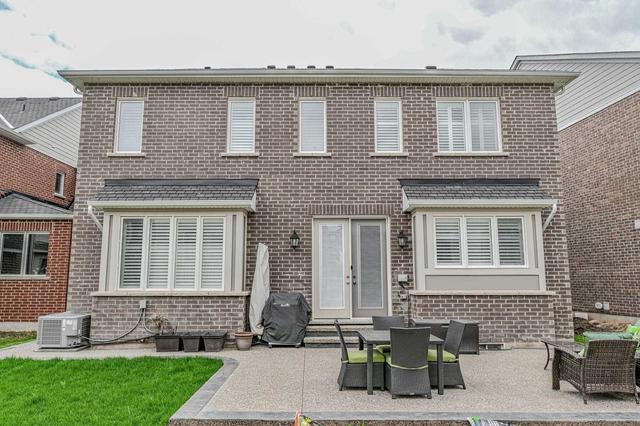 3318 Charles Biggar Dr, House detached with 4 bedrooms, 4 bathrooms and 4 parking in Oakville ON | Image 28
