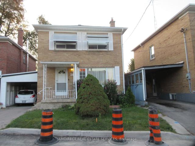 24 Fern Ave, House detached with 3 bedrooms, 2 bathrooms and 2 parking in Toronto ON | Image 1