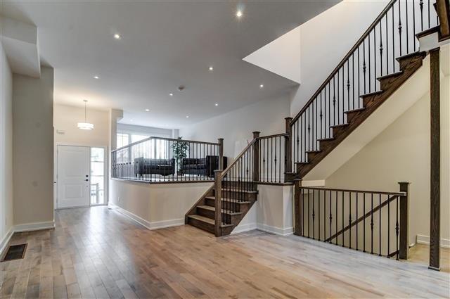 78 Twenty Ninth St, House detached with 4 bedrooms, 4 bathrooms and 2 parking in Toronto ON | Image 3