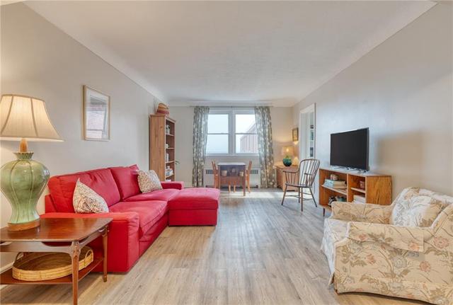 410b - 5 East 36th Street, Condo with 1 bedrooms, 1 bathrooms and null parking in Hamilton ON | Image 1