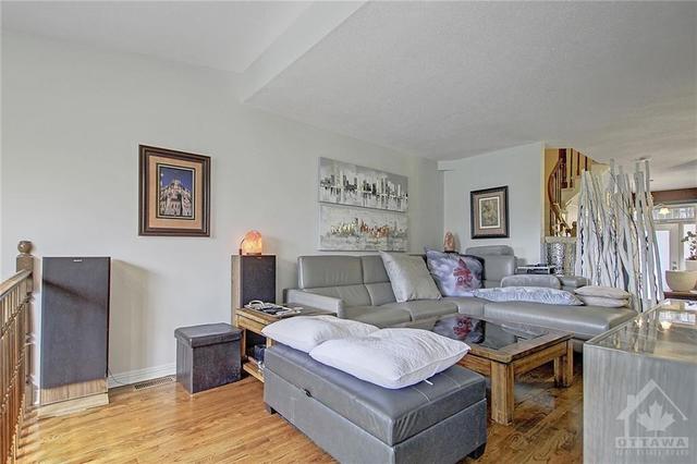 4 Cambray Lane, Townhouse with 3 bedrooms, 3 bathrooms and 3 parking in Ottawa ON | Image 15