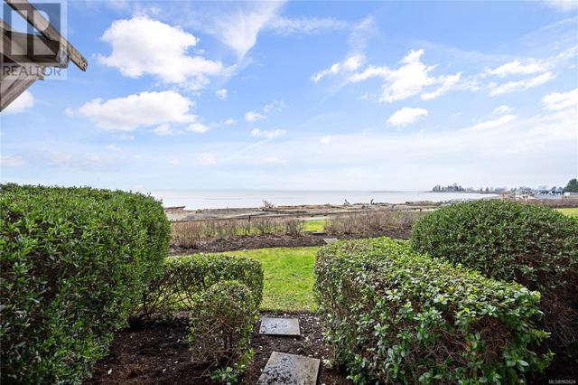 113/114d - 181 Beachside Dr, Condo with 2 bedrooms, 3 bathrooms and null parking in Parksville BC | Image 32